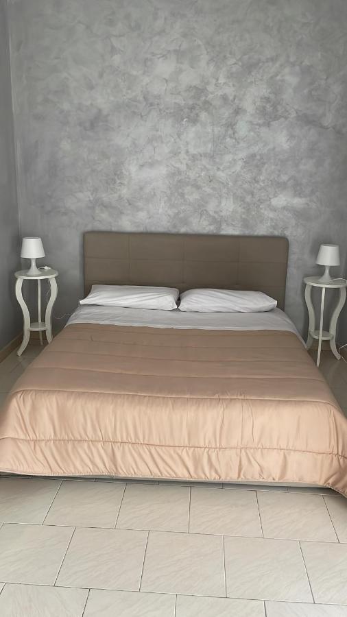 Casa Toto Apartment เนเปิลส์ ภายนอก รูปภาพ